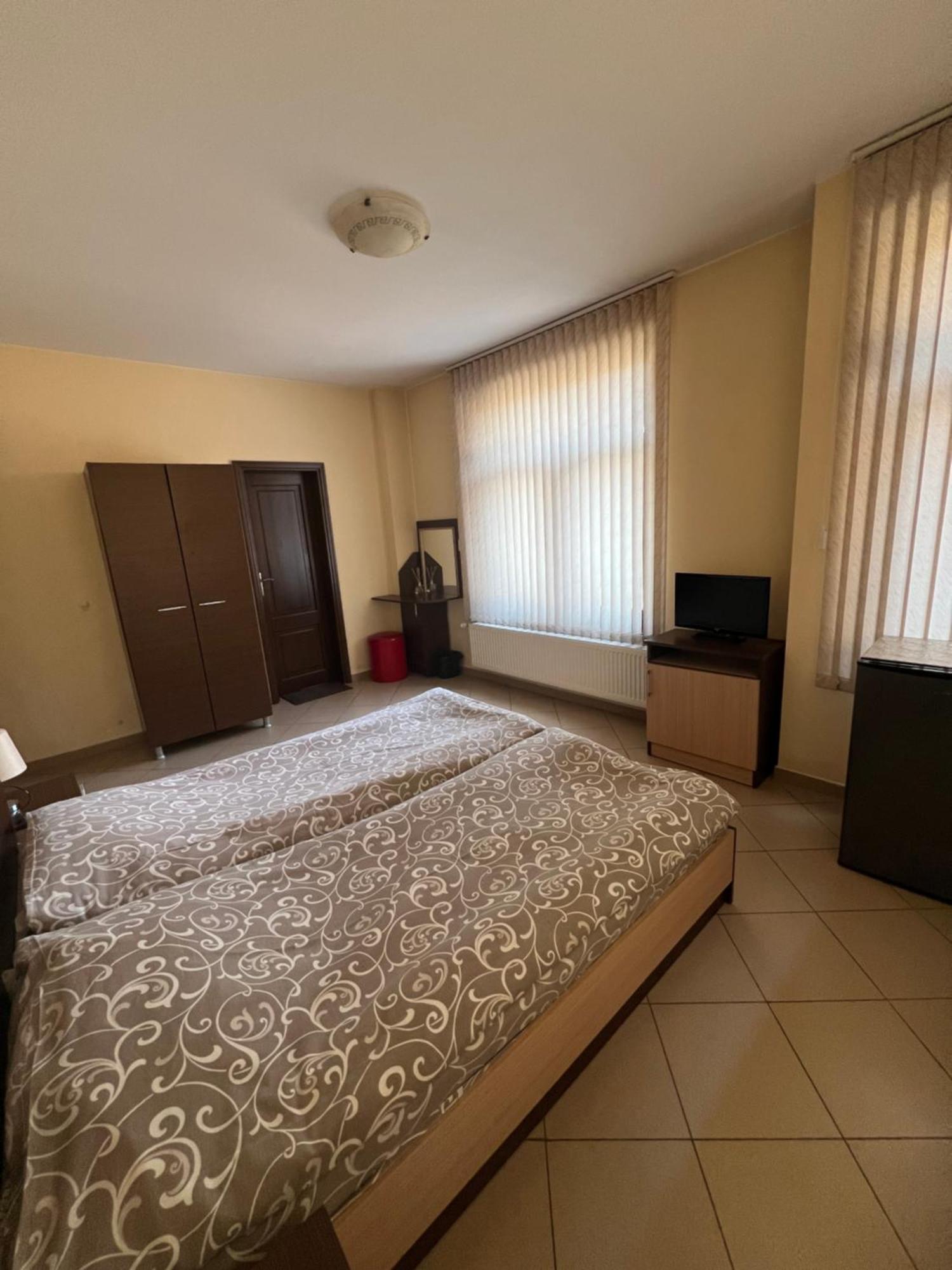 Panorama Guest House スモーリャン エクステリア 写真