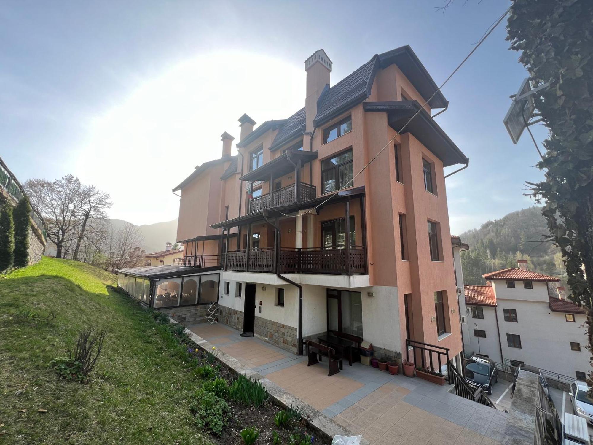Panorama Guest House スモーリャン エクステリア 写真